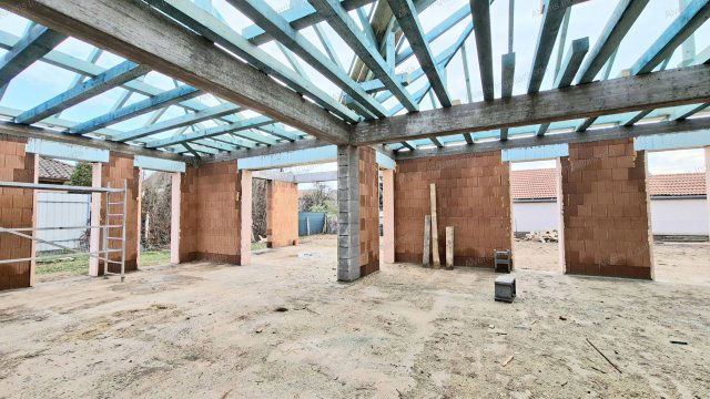 Eladó ikerház, Nyíregyházán 90.5 M Ft, 3 szobás