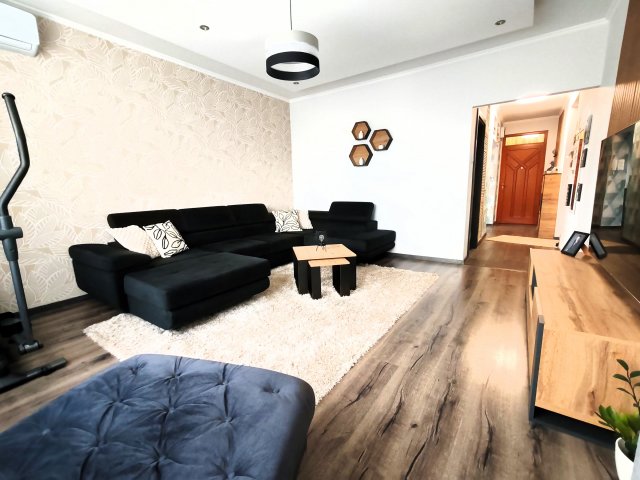 Eladó téglalakás, Bonyhádon 43.9 M Ft, 1+2 szobás