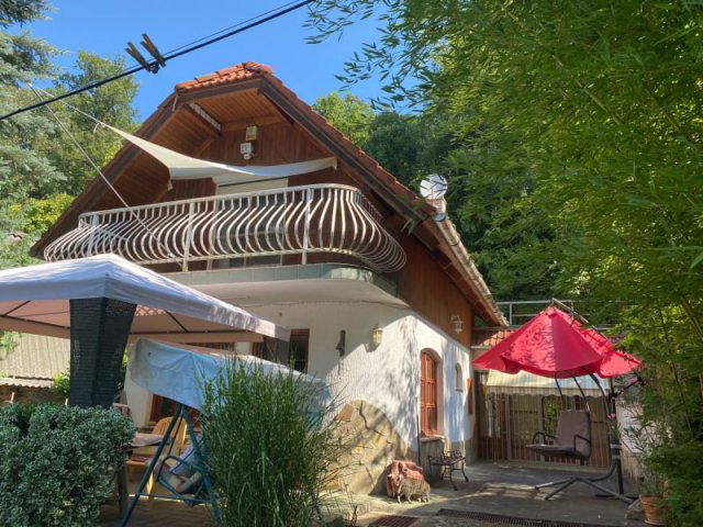 Eladó családi ház, Pilisborosjenőn 98 M Ft, 2+1 szobás