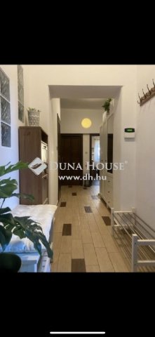 Eladó családi ház, Budapesten, XIV. kerületben 225 M Ft