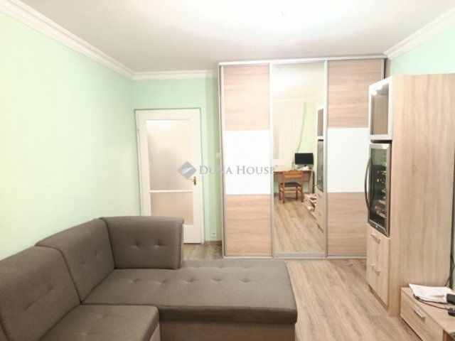 Eladó panellakás, Debrecenben 58.5 M Ft, 3 szobás