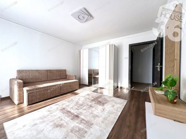 Eladó panellakás, Kecskeméten 53.99 M Ft, 3 szobás