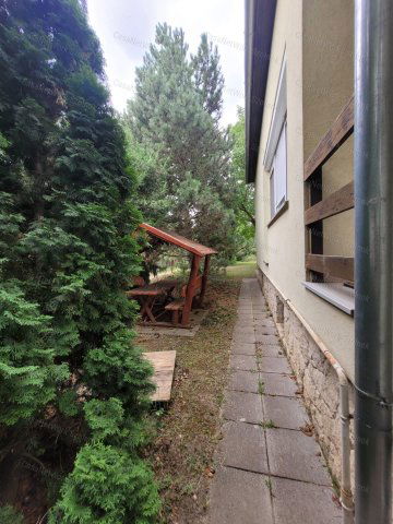 Eladó családi ház, Pátyon 150 M Ft, 3 szobás