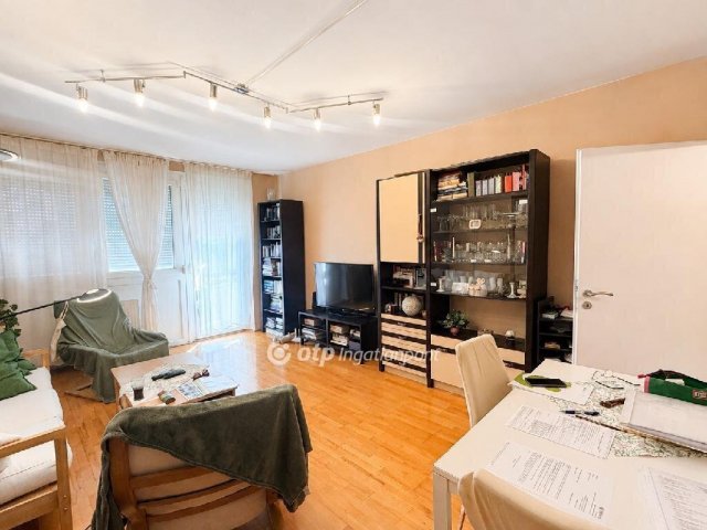 Eladó panellakás, Budapesten, XXI. kerületben 70.9 M Ft