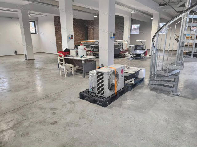 Kiadó üzlethelyiség, Szolnokon 625 E Ft / hó, 3 szobás