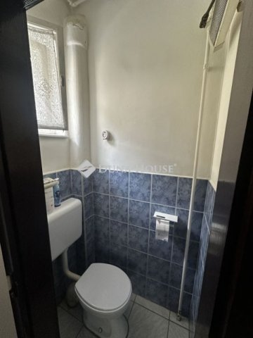 Eladó ikerház, Pécsett 75 M Ft, 3 szobás / költözzbe.hu