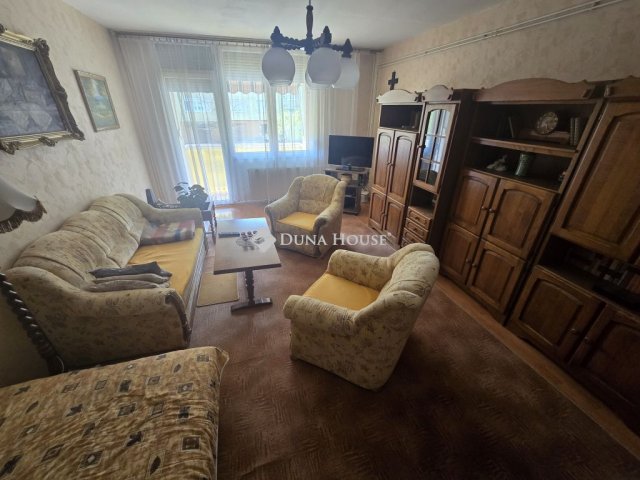 Eladó téglalakás, Baján, Kodály Zoltán utcában 40.8 M Ft