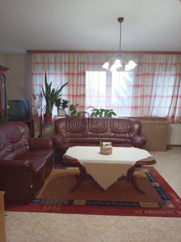 Eladó téglalakás, Tatabányán 68.5 M Ft, 2 szobás