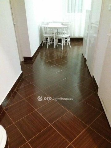 Eladó téglalakás, Kisvárdán 42 M Ft, 2 szobás