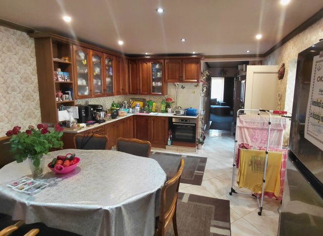 Eladó családi ház, Székesfehérvárott 86 M Ft, 3 szobás