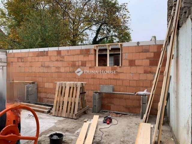 Eladó családi ház, Budapesten, XXI. kerületben 45.9 M Ft
