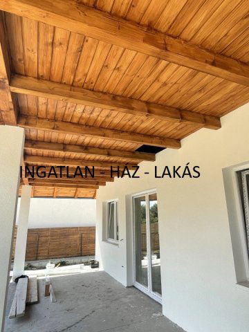 Eladó családi ház, Erdőkertesen 84.9 M Ft, 4 szobás