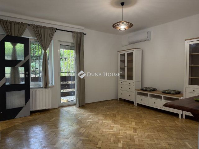 Kiadó téglalakás, albérlet, Budapesten, II. kerületben