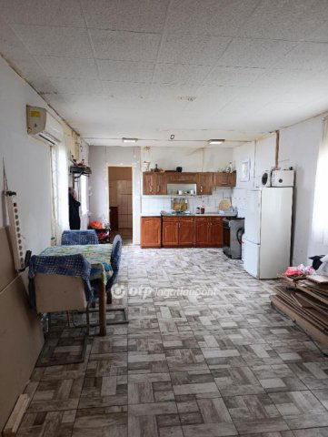 Eladó családi ház, Érden 44.5 M Ft, 3 szobás