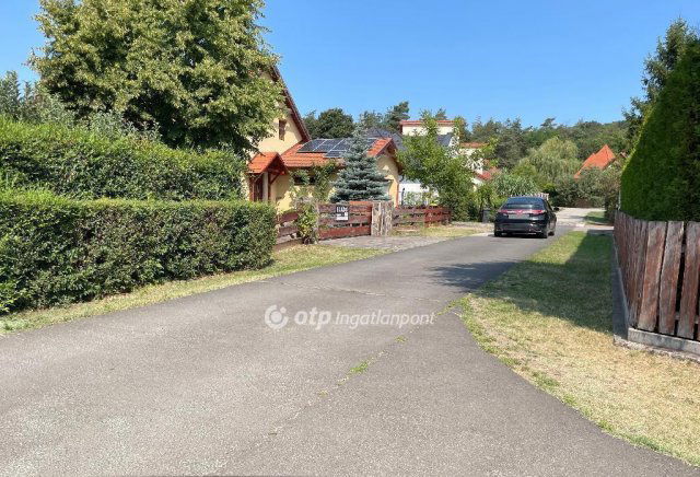 Eladó családi ház, Gödöllőn 62.9 M Ft, 2+1 szobás