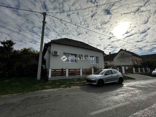 Eladó családi ház, Zicsen 29.5 M Ft, 4 szobás