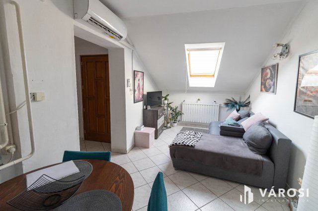 Kiadó téglalakás, albérlet, Gyulán 110 E Ft / hó, 3 szobás