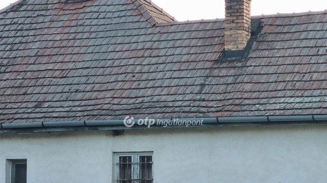 Eladó családi ház, Nyáregyházán 29.9 M Ft, 3 szobás