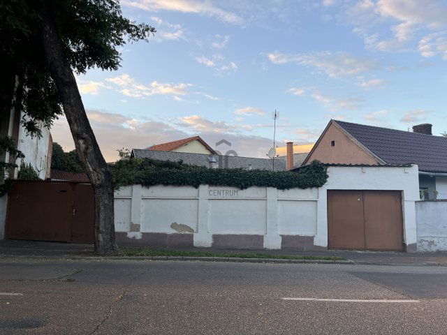 Eladó családi ház, Debrecenben 84.99 M Ft, 4 szobás