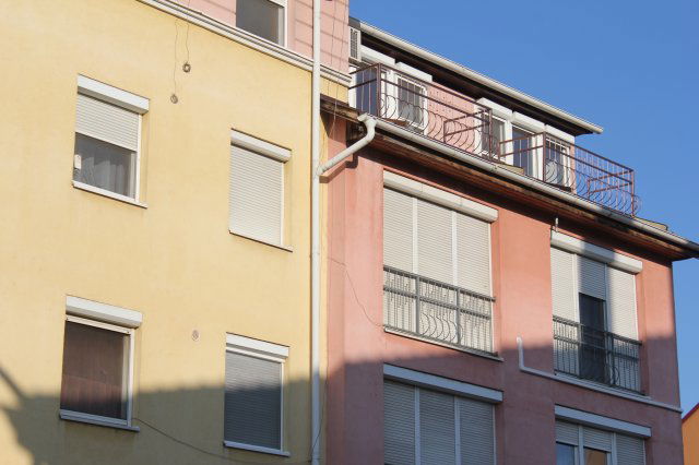 Eladó téglalakás, Kapuváron, Fő téren 49.99 M Ft, 2 szobás