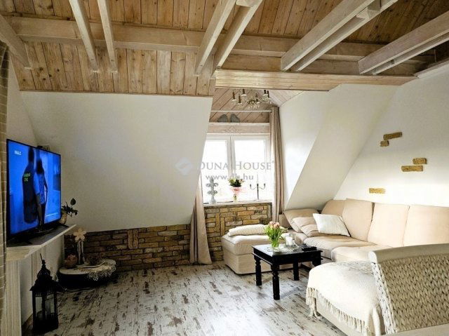 Eladó családi ház, Erdősmárokok 87 M Ft, 6 szobás