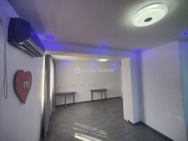 Eladó téglalakás, Üllőn 24.9 M Ft, 1 szobás