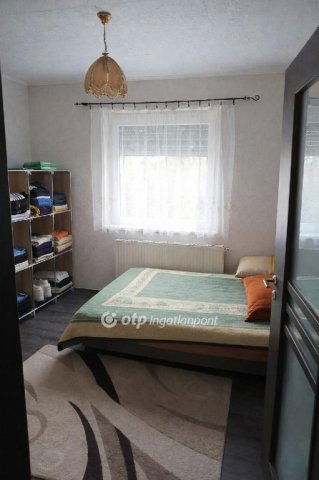 Eladó családi ház, Szalkszentmártonon 42 M Ft, 3 szobás