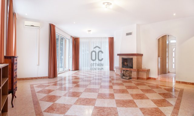 Eladó családi ház, Pomázon 119.9 M Ft, 3 szobás