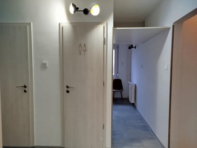 Eladó panellakás, Székesfehérvárott, Kelemen Béla utcában