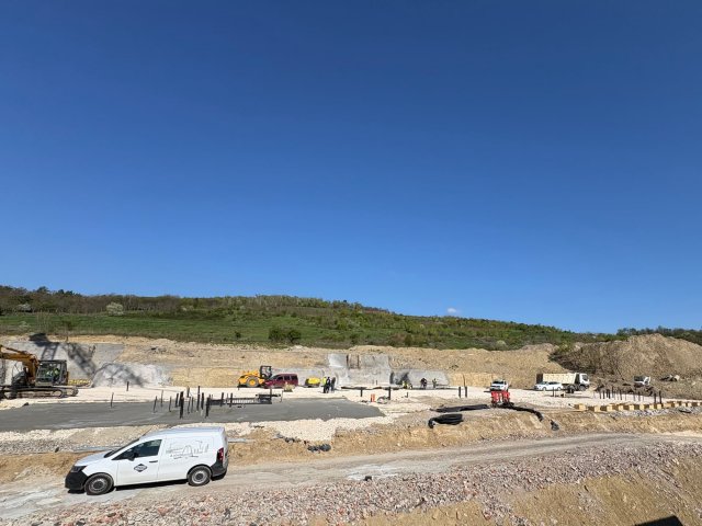 Eladó téglalakás, Budapesten, III. kerületben, Pusztakúti úton