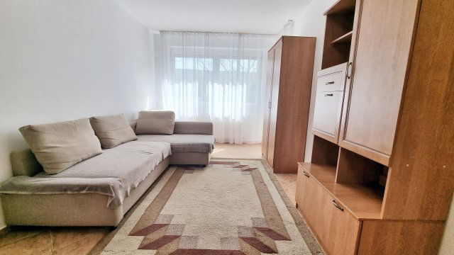 Kiadó téglalakás, albérlet, Nyíregyházán, Szegfű utcában