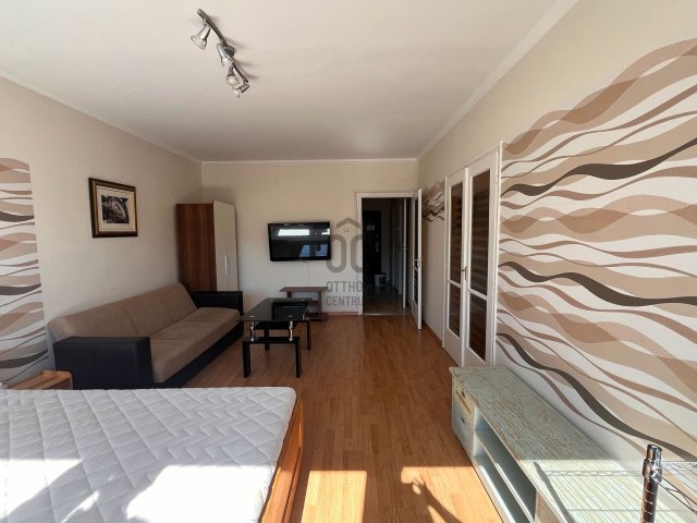 Kiadó téglalakás, albérlet, Debrecenben 220 E Ft / hó, 2 szobás