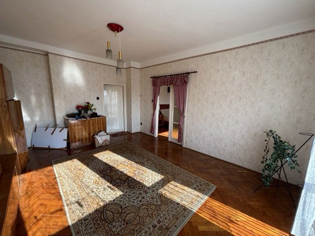 Eladó téglalakás, Polgáron 29.9 M Ft, 2 szobás