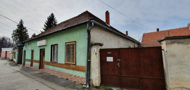 Eladó családi ház, Devecseren 48.5 M Ft, 3+2 szobás