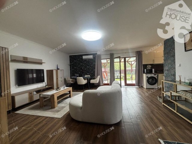 Eladó családi ház, Kecskeméten 109.9 M Ft, 4 szobás