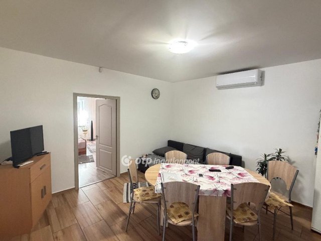 Eladó családi ház, Erdőtelken 37.9 M Ft, 2 szobás