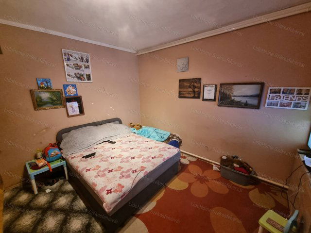 Eladó családi ház, Fülén 45 M Ft, 13 szobás