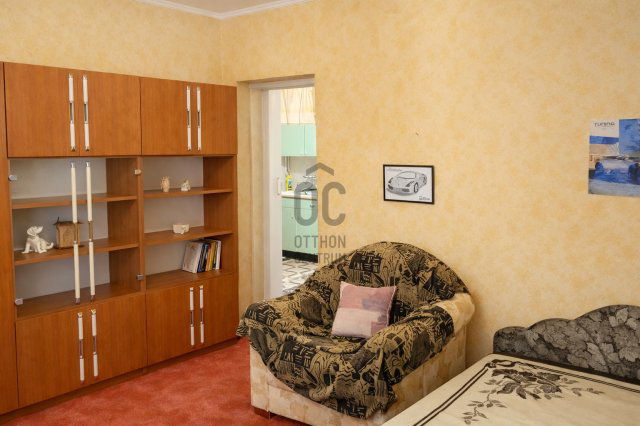 Eladó családi ház, Sárándon 32 M Ft, 2 szobás