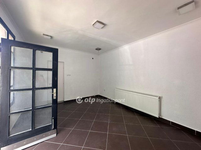 Kiadó üzlethelyiség, Taksonyon 150 E Ft / hó, 1 szobás