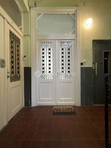 Eladó téglalakás, Budapesten, V. kerületben, Irányi utcában