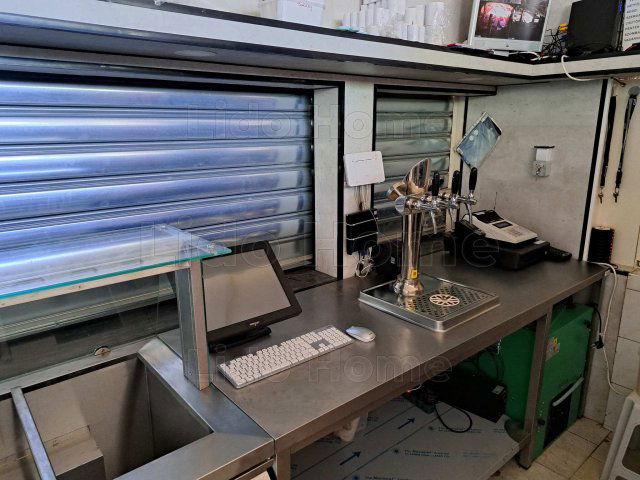 Eladó üzlethelyiség, Balatonszemesen 299 M Ft