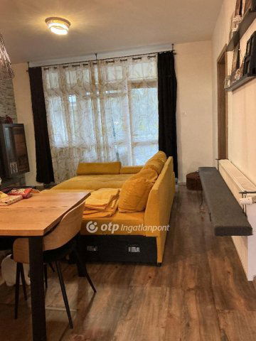 Eladó téglalakás, Nyíregyházán 69.9 M Ft, 3+1 szobás