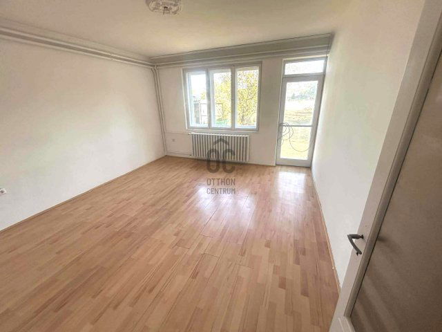 Eladó családi ház, Szekszárdon 24.4 M Ft, 3 szobás