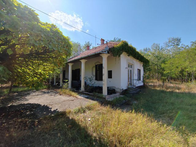 Eladó mezogazdasagi ingatlan, Csemőn 25.9 M Ft, 2 szobás