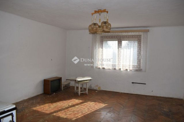 Eladó családi ház, Bőn 10 M Ft, 2 szobás / költözzbe.hu