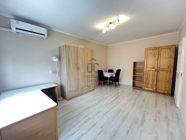 Kiadó panellakás, albérlet, Debrecenben 170 E Ft / hó, 2 szobás