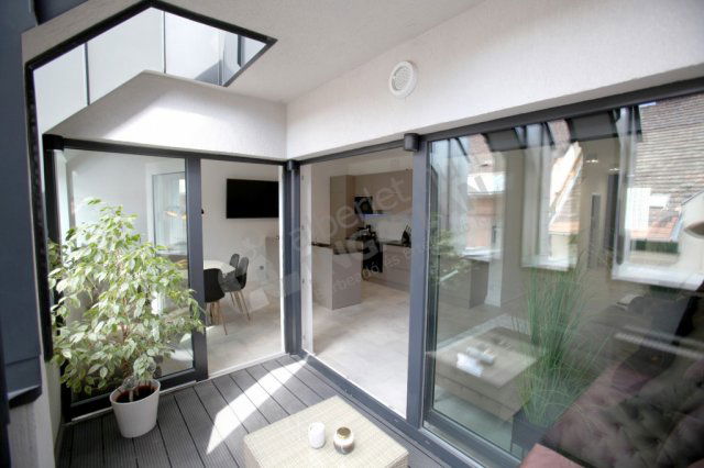 Kiadó téglalakás, albérlet, Budapesten, VI. kerületben