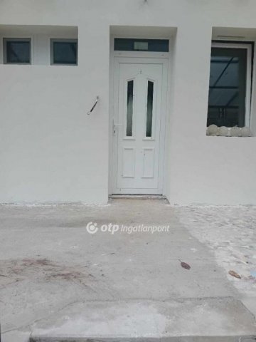 Eladó nyaraló, Hajdúszoboszlón 49.9 M Ft, 3 szobás