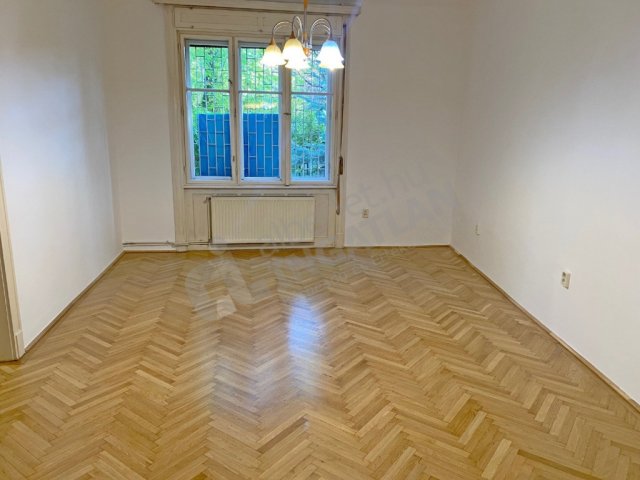 Kiadó iroda, Budapesten, XI. kerületben, Diószegi úton, 4 szobás