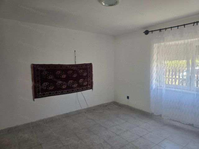 Eladó családi ház, Abonyban 30 M Ft, 3 szobás